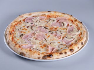 Pizza Prosciutto e funghi