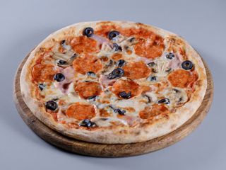 Pizza pui si usturoi