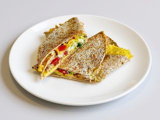 Tortilla omlette cu somon sau ton