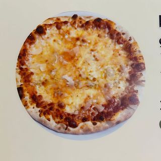 Pizza Quatro Formagi 