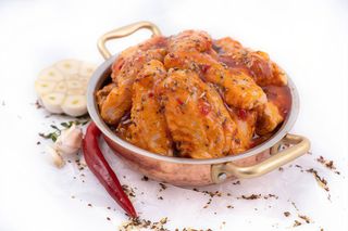 Aripioare de pui marinate 