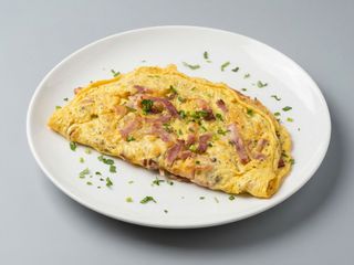 Omleta cu bacon, cascaval si trufe