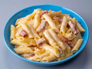 Penne carbonara