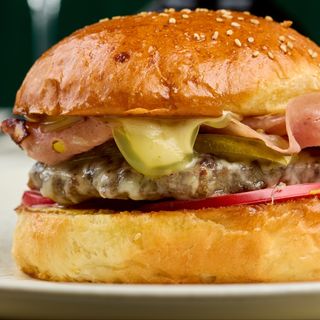 Burger Artizanal – „Mortadella & Umami” – 320 gr