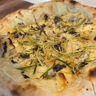 Pizza cu Cartofi?? Daaaa! – 500 gr