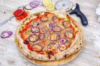 Pizza Tonno