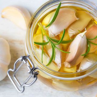 Ulei de masline cu usturoi