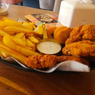 Chicken strips & chips