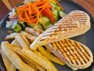 Panini cheese & onions