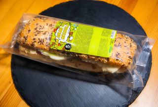 Maxi salam Sibiu și mozzarella