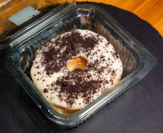 Gogosi cu topping Oreo