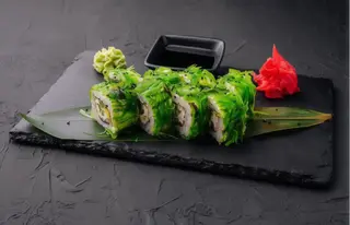 Chuka sake roll