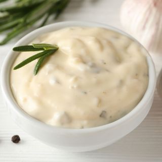 Maioneza cu usturoi