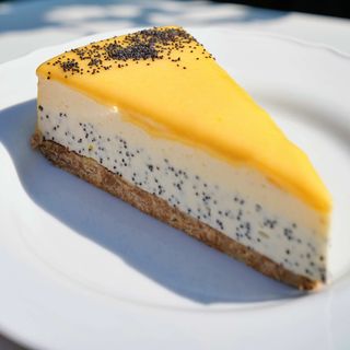 Cheescake cu lămâie și mac 