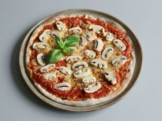 Pizza Ciuperci