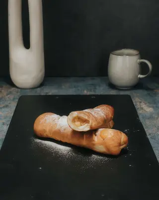 CovriGelu’​​ umplut cu caise