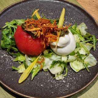 ROSIE COAPTA CU BURATTA SI PERLE DE OTET BALSAMIC