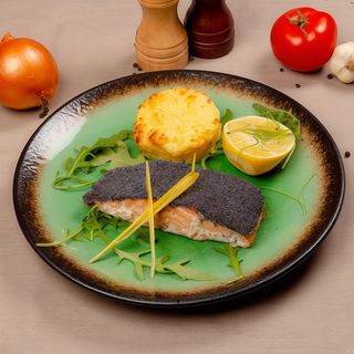 File somon crusta mac si  cartofi gratinati