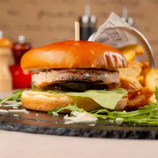 Burger cu somon