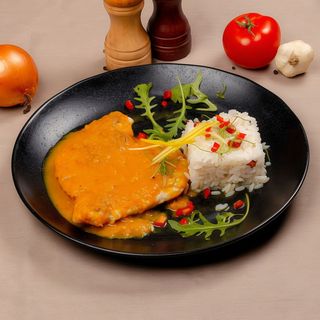 Curry de pui cu orez cu migdale