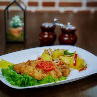 Meniu Șnițel de pui