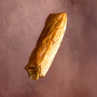 Ștrudel cu brânză dulce și stafide