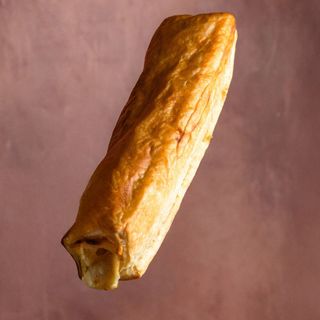 Ștrudel cu brânză dulce și stafide