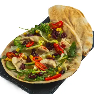 Lipie cu humus (produs vegan)
