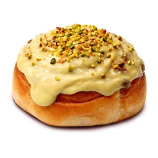 Cinnamon Roll Fistic