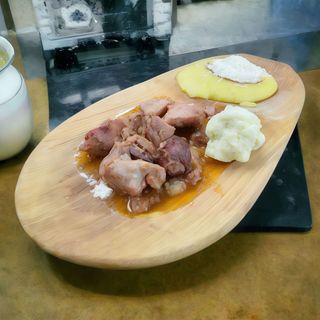 Tochitura moldoveneasca