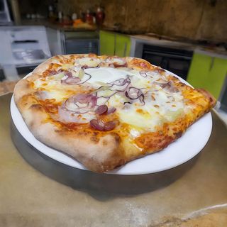 Pizza Ciobaneasca XXL Ø 60cm