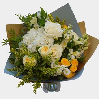 Buchet cadou cu hortensie “Apus imperial”