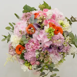 Buchet cadou Amazing Ranunculus