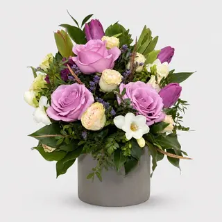 Aranjament cadou Purple Tulips