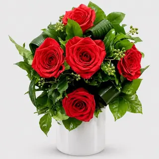 Buchet cu 5 trandafiri rosii