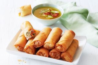 Mini chicken spring rolls