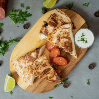 Chorizo quesadilla(BIG5)