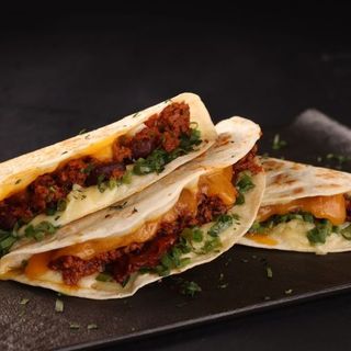 Quesadilla chilli con carne