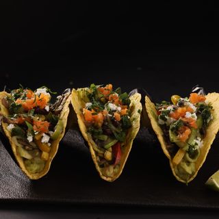 Crunchy tacos veggie