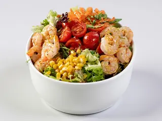 Salată cu creveți