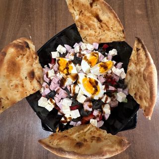 Salată Bulgareascã