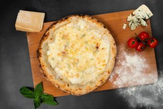 Pizza Quatro Formaggi 32 cm