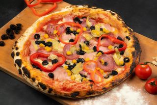 COMBO - Pizza Capriciosa 32 cm +  Bautura + Sos