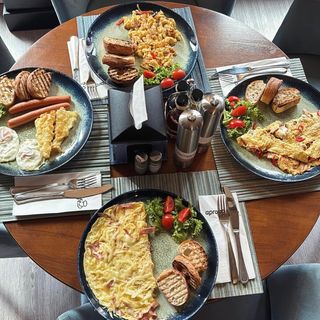 Omletă cu chorizo picant