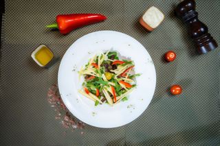 Salată apropo cu muşchi de vită