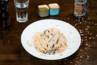 Paste apropo cu vită