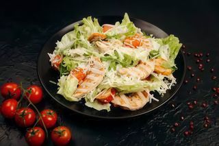 Salata Caesar cu somon