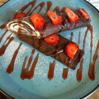 Clatita neagra cu crema de mascarpone
