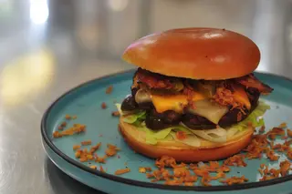 Supreme Burger