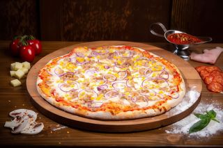 Pizza cu ton Ø 32cm